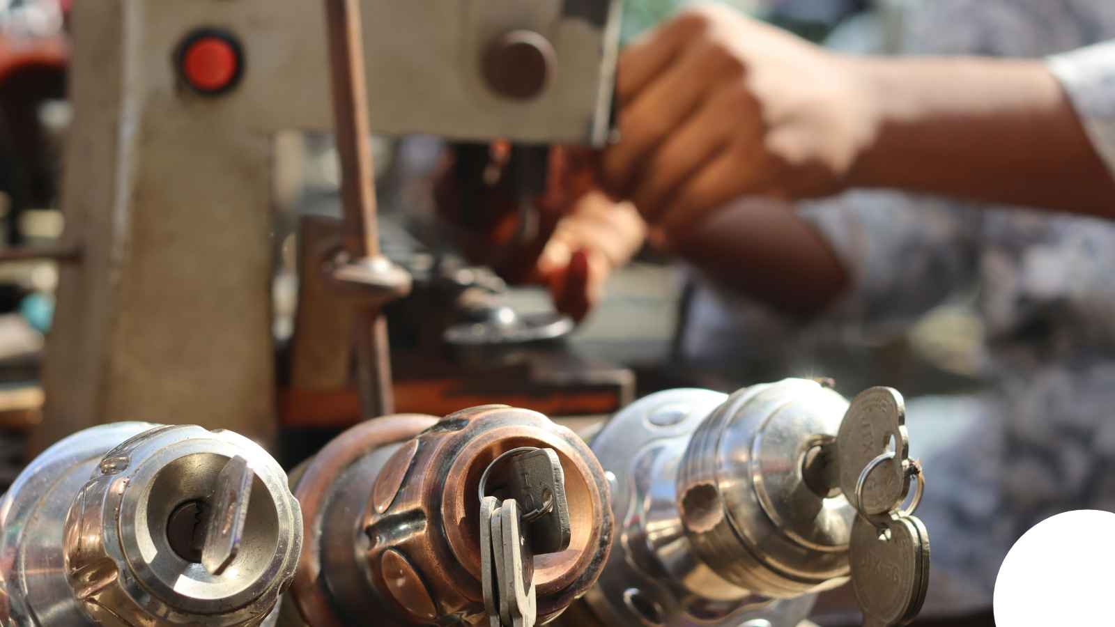 Locksmith in Los Angeles, CA — Los Angeles Storm Door Lock Repair